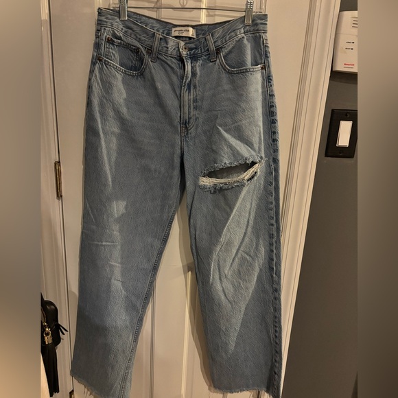 Abercrombie High Rise Loose Blue Jeans 30/10R - Picture 7 of 7